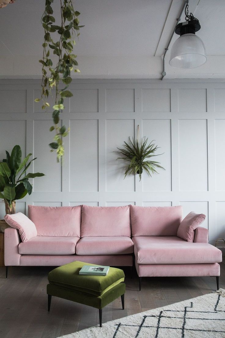 Sofa màu hồng phấn